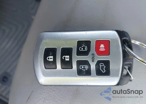 2017 Toyota Sienna Xle/Limited from USA, damaged, VIN 5TDYZ3DC1HS811183